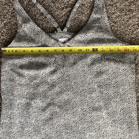 Cabi Sleeveless Strappy Tank Blouse Ruffled Collar & Back, B&W, Women’s M - Picture 6 of 16